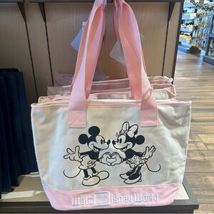 2026 Walt Disney World Mickey & Minnie Valentines Heart Pink Canvas Zip Tote NEW